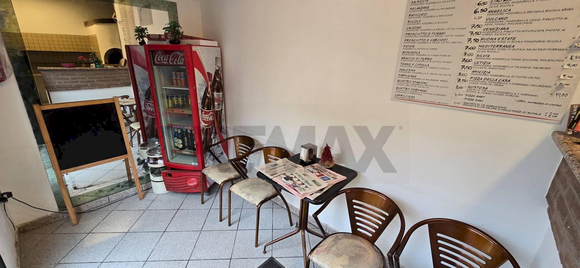 Sala da pranzo - Locale Commerciale Corso Del Popolo
 
74, Ferrara - foto 3