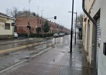 Edificio all\'aperto - Locale Commerciale Corso Del Popolo
 
74, Ferrara - foto 12