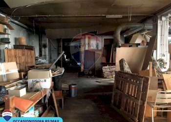 Dispensa di stoccaggio - Casa indipendente Via Brolio
 
12, Tambre - foto 5