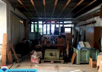 Dispensa di stoccaggio - Casa indipendente Via Brolio
 
12, Tambre - foto 6