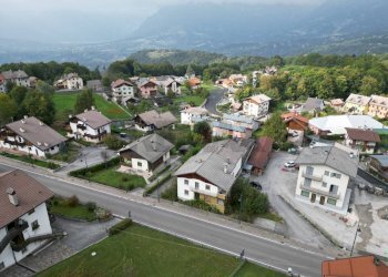 Vista delle montagne - Casa indipendente Via Brolio
 
12, Tambre - foto 15