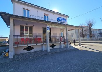 Casa all\'aperto - Bar Tavola Calda - Fredda Via Roma
 
15, Gerenzago - foto 2