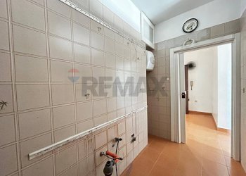 Hall / corridoio - Quadrilocale Via Einaudi
 
9, Vieste - foto 7