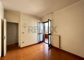 Stanza vuota - Quadrilocale Via Einaudi
 
9, Vieste - foto 14