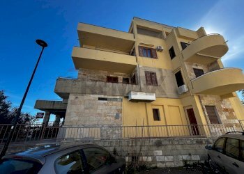 Edificio all\'aperto - Quadrilocale Via Einaudi
 
9, Vieste - foto 26