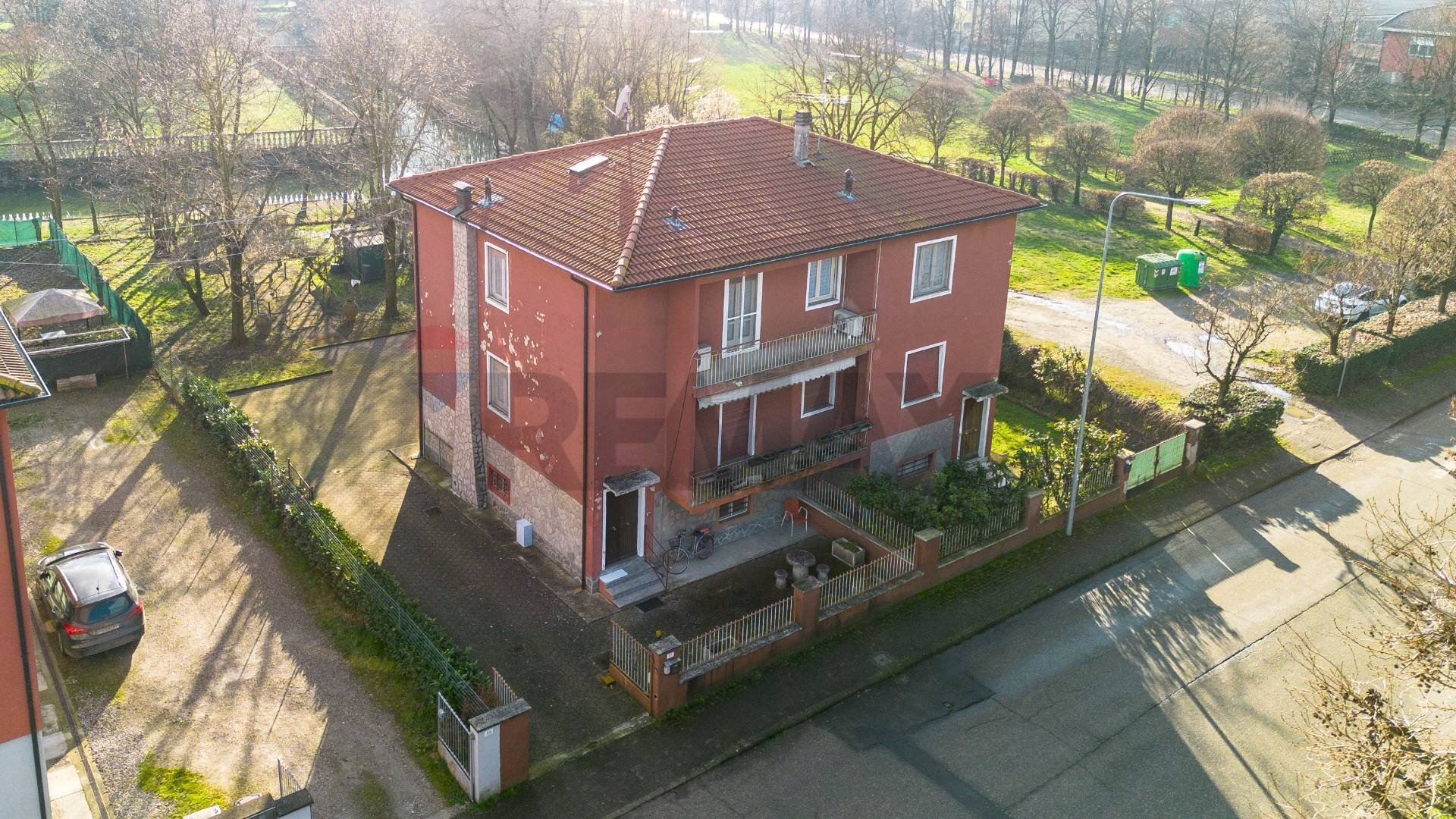 Casa all\'aperto - Appartamento Via Claudio Monteverdi
 
27, Busseto - foto 1