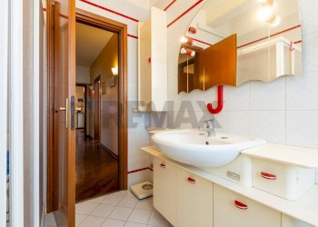 Bagno - Appartamento Via Claudio Monteverdi
 
27, Busseto - foto 34