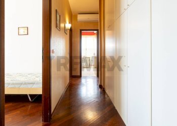 Hall / corridoio - Appartamento Via Claudio Monteverdi
 
27, Busseto - foto 36