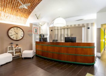 Ricezione / Lobby - Ufficio Alzaia Naviglio Grande
46, Milano - foto 1