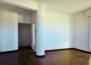 Foto 3 - Trilocale Via Giuseppe Mazzini
 
31, Pesaro - foto 3