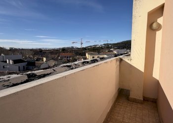 Foto 23 - Trilocale Via Giuseppe Mazzini
 
31, Pesaro - foto 23