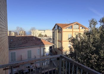 Foto 14 - Quadrilocale Viale Battisti
 
218, Pesaro - foto 14