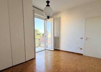 Foto 15 - Quadrilocale Viale Battisti
 
218, Pesaro - foto 15