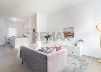 Soggiorno - Quadrilocale via Caprera
 
8, Busto Arsizio - foto 10