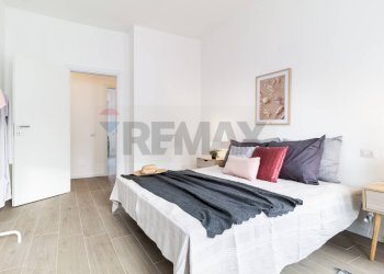 Camera / camera da letto - Quadrilocale via Caprera
 
8, Busto Arsizio - foto 32