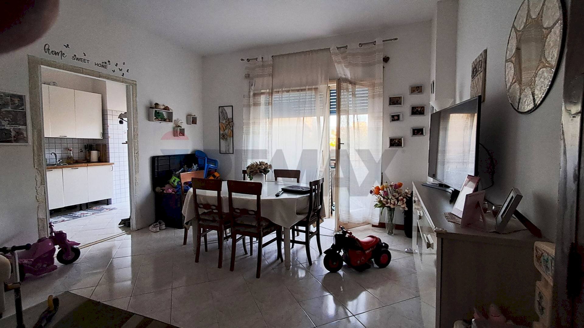 Sala da pranzo - Three-room apartment via Palermo, Ladispoli - photo 2