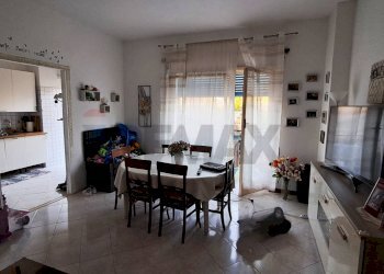 Sala da pranzo - Trilocale via Palermo, Ladispoli - foto 1