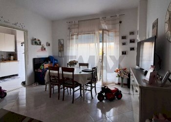 Sala da pranzo - Trilocale via Palermo, Ladispoli - foto 2