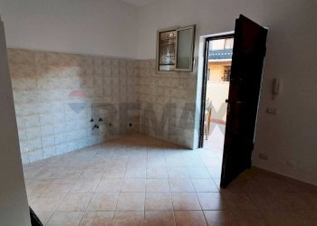 Stanza vuota - Bilocale Via Duca degli Abruzzi, Ladispoli - foto 1