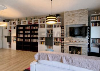 Soggiorno - Villa Via Fratelli Bandiera
 
32B, Ladispoli - foto 3