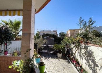 Balcone - Villa Via Fratelli Bandiera
 
32B, Ladispoli - foto 107