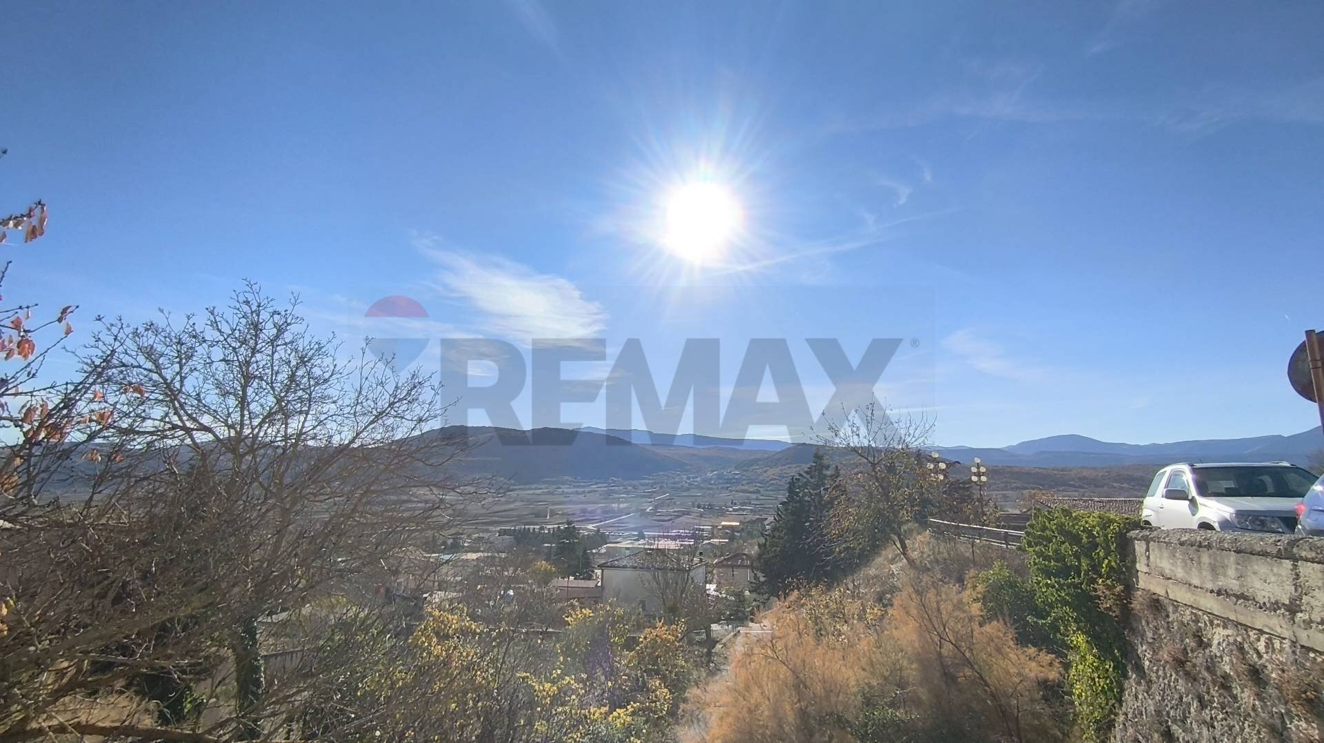 Vista delle montagne - Rustico via del Protettore
 
2, San Pio delle Camere - foto 2