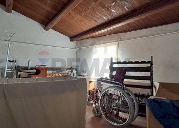 Camera / camera da letto - Rustico via del Protettore
 
2, San Pio delle Camere - foto 15
