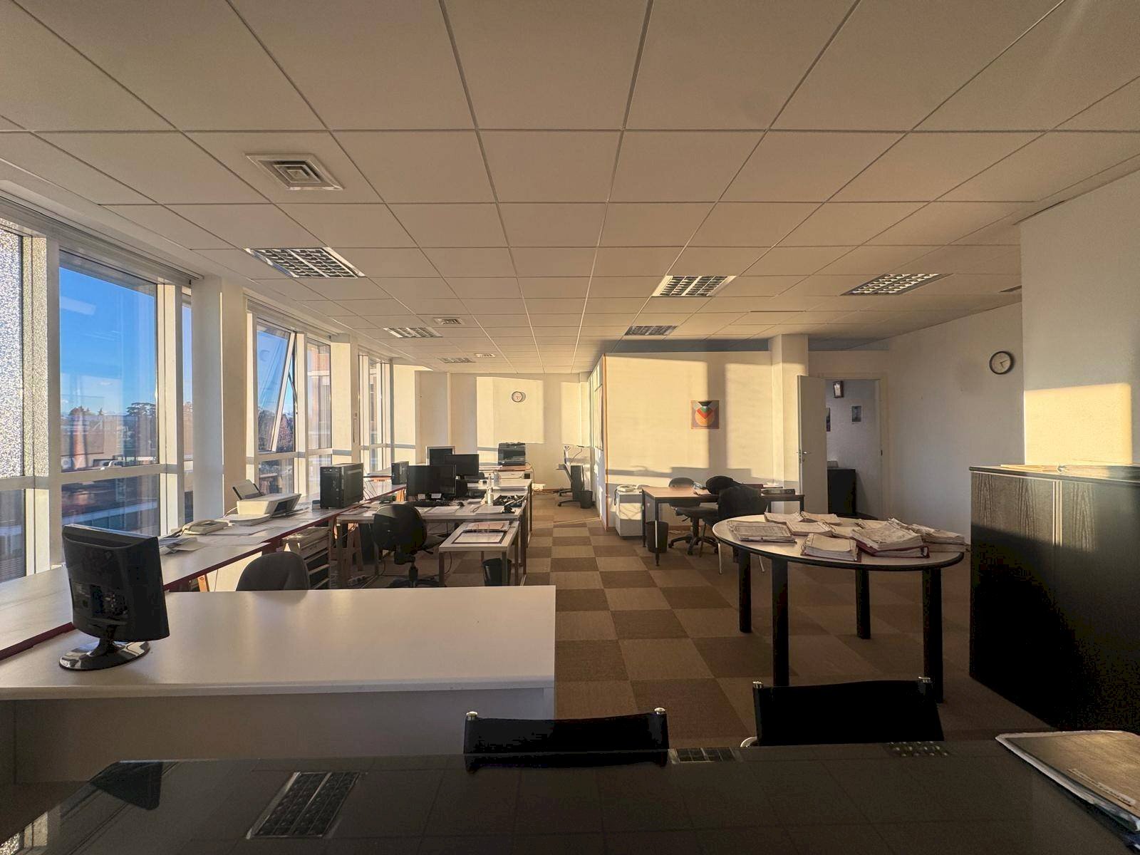 Foto 1 - Office Viale Carlo Noè
 
45, Gallarate - photo 1