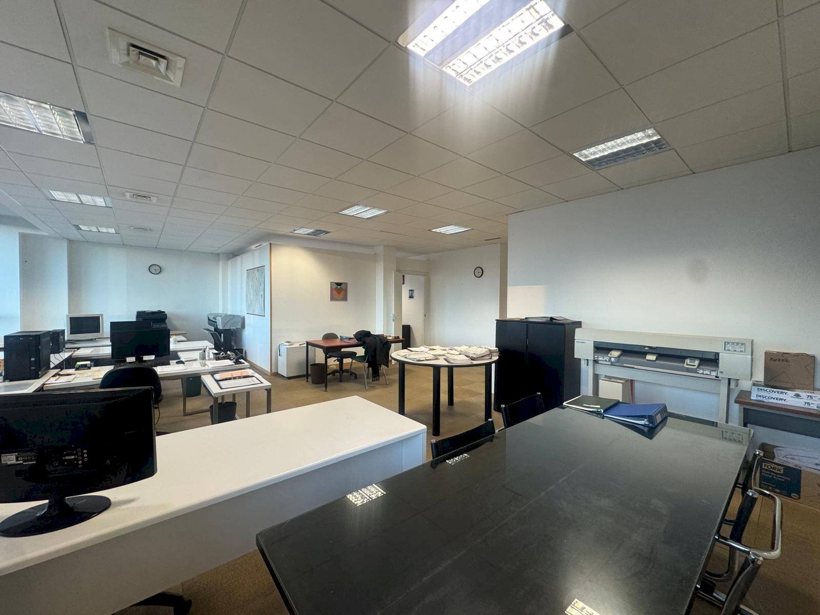 Foto 3 - Office Viale Carlo Noè
 
45, Gallarate - photo 3