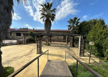 Foto 17 - Locale Commerciale C.da piano Di Cola
snc, Santa Cristina Gela - foto 17