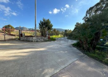 Foto 46 - Locale Commerciale C.da piano Di Cola
snc, Santa Cristina Gela - foto 46