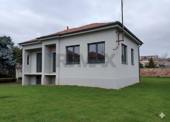 Casa all\'aperto - Casa indipendente Via Del Fiore
 
8, Vanzaghello - foto 1