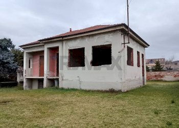 Casa all\'aperto - Casa indipendente Via Del Fiore
 
8, Vanzaghello - foto 2