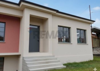 Casa all\'aperto - Casa indipendente Via Del Fiore
 
8, Vanzaghello - foto 7