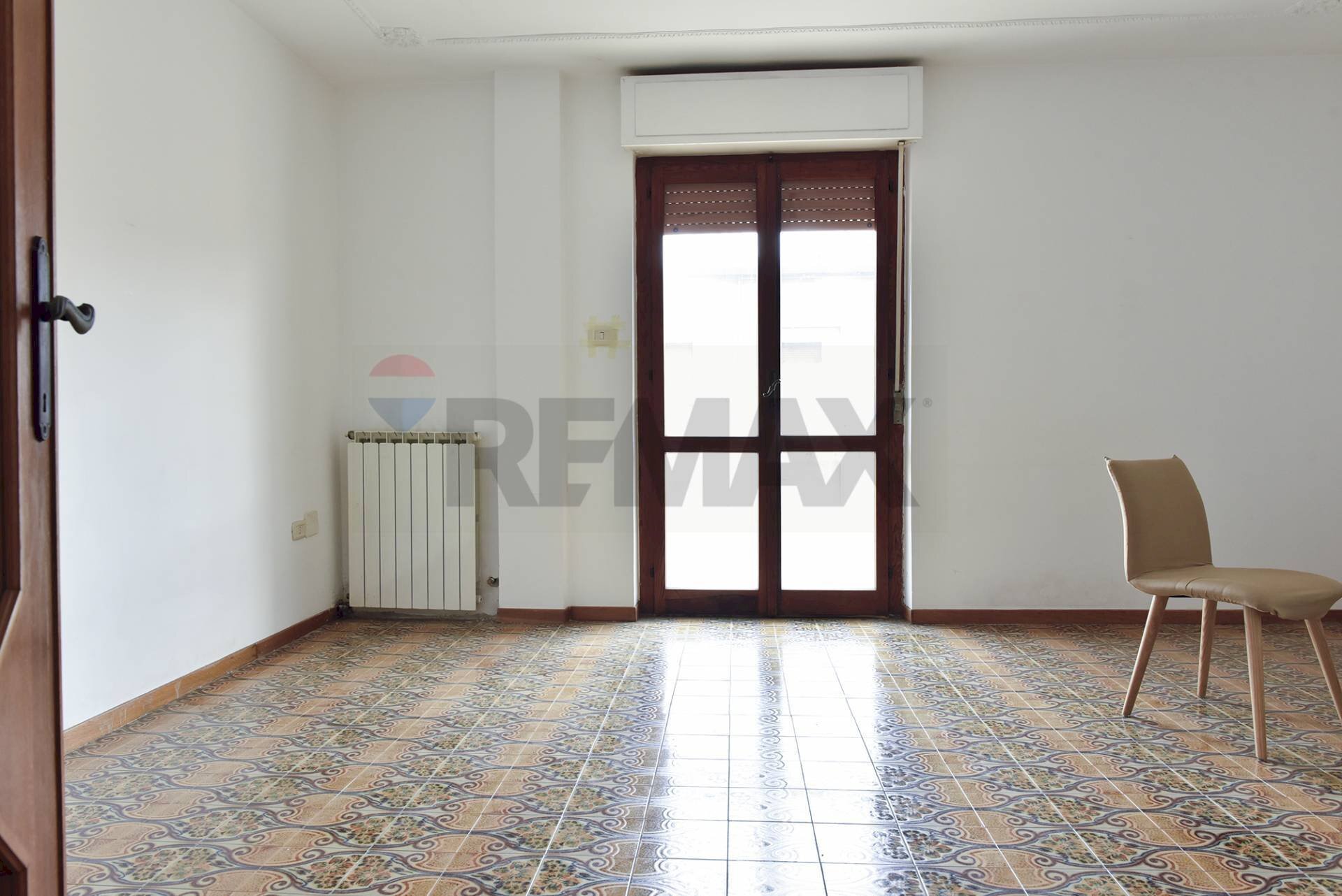 Stanza vuota - Quadrilocale Via Montegrappa
 
9, Sassari - foto 2