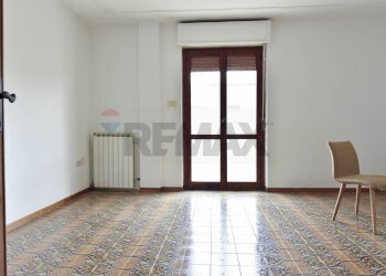 Stanza vuota - Quadrilocale Via Montegrappa
 
9, Sassari - foto 2