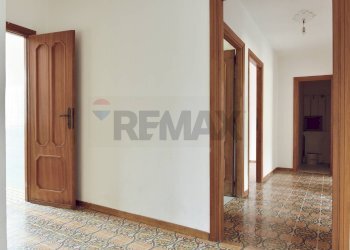 Hall / corridoio - Quadrilocale Via Montegrappa
 
9, Sassari - foto 17