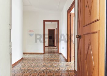 Hall / corridoio - Quadrilocale Via Montegrappa
 
9, Sassari - foto 40