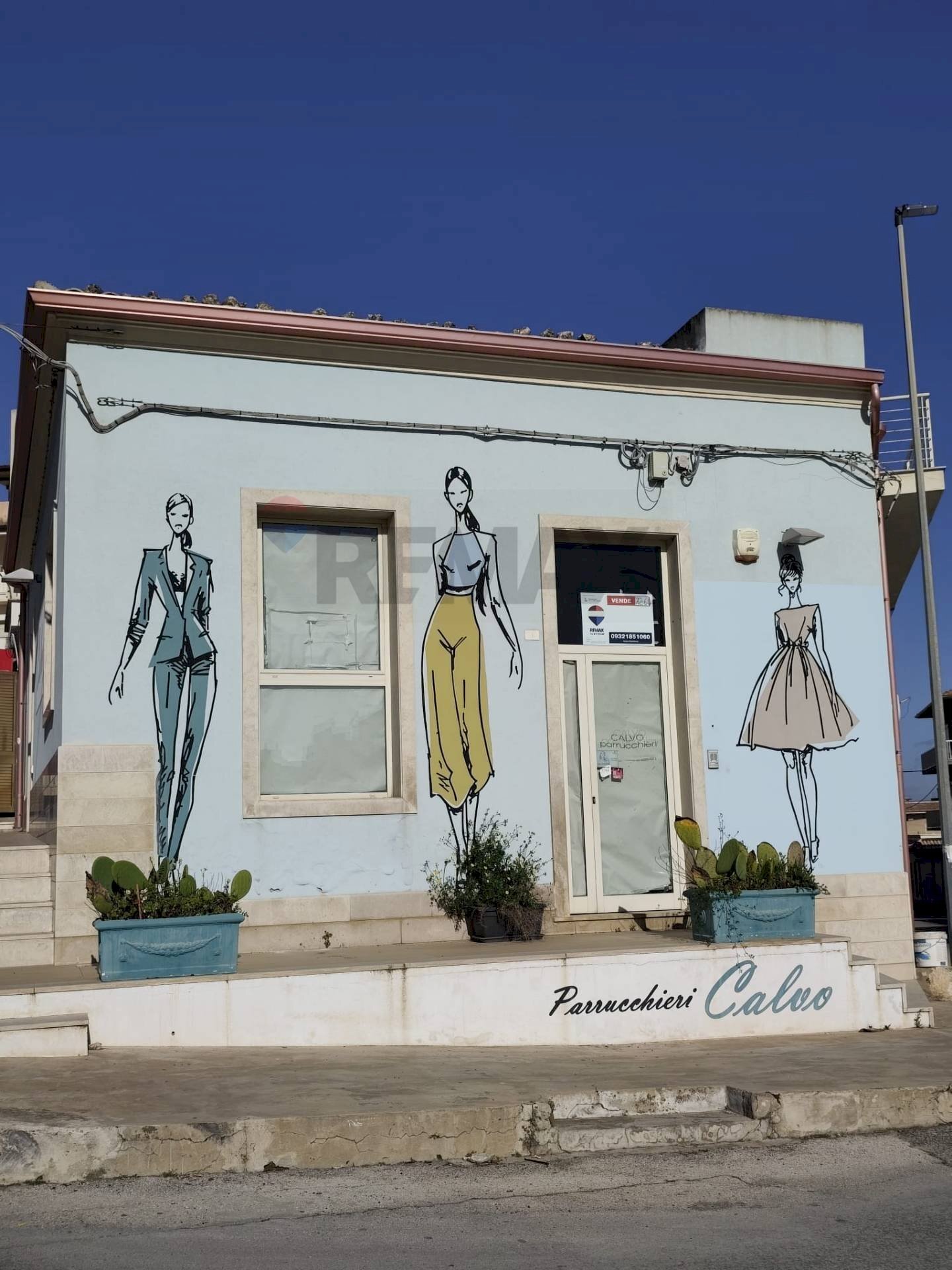 Casa all\'aperto - Locale Commerciale piazza dante alighieri
1, Vittoria - foto 2