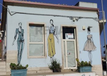 Casa all\'aperto - Locale Commerciale piazza dante alighieri
1, Vittoria - foto 2