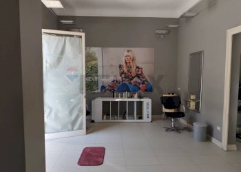 Non correlato - Locale Commerciale piazza dante alighieri
1, Vittoria - foto 9