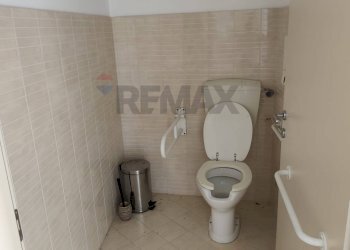 Bagno - Locale Commerciale piazza dante alighieri
1, Vittoria - foto 12