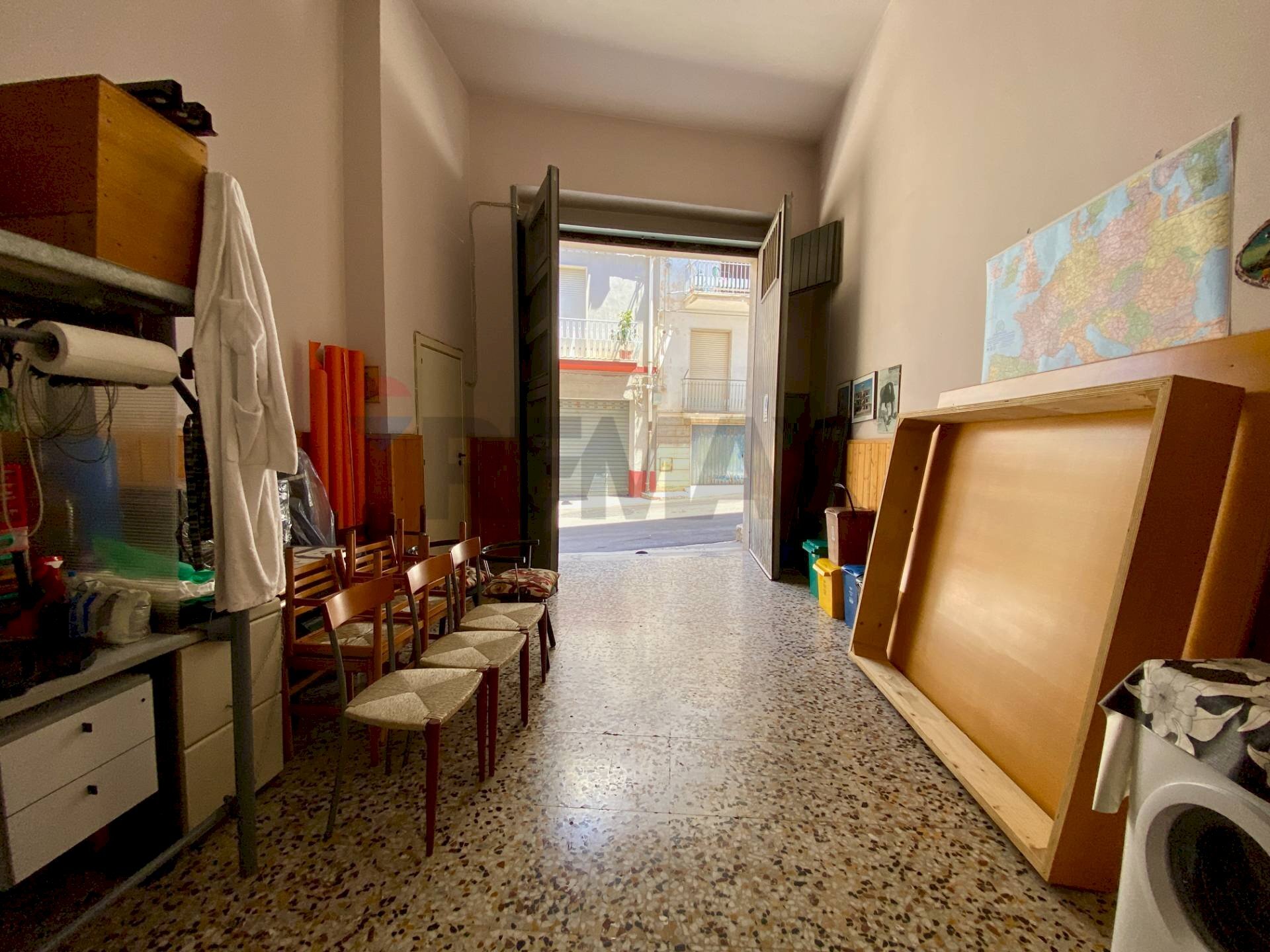 Hall / corridoio - Box Via Giovanni Pascoli
 
19, Comiso - foto 3