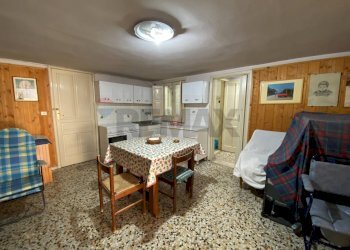 Sala da pranzo - Box Via Giovanni Pascoli
 
19, Comiso - foto 8