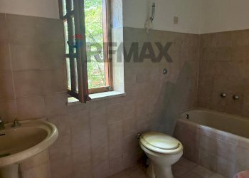 Bagno - Casa indipendente Via Monte Scalambra
 
snc, Serrone - foto 11