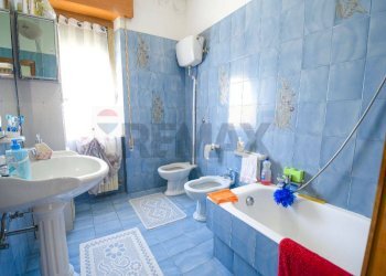 Bagno - Casa indipendente Via Giuseppe di Vittorio
 
11, Portocannone - foto 11