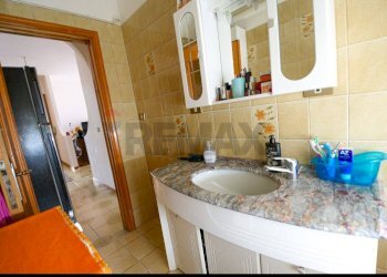 Bagno - Casa indipendente Via Giuseppe di Vittorio
 
11, Portocannone - foto 16