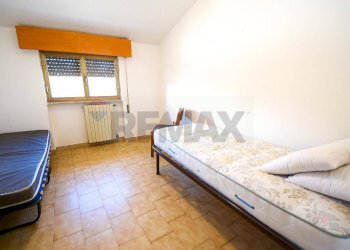 Camera / camera da letto - Casa indipendente Via Giuseppe di Vittorio
 
11, Portocannone - foto 40