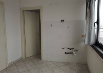 Foto 18 - Commercial Premises Via Tosco Romagnola Est, Pontedera - photo 18