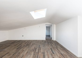 Foto 16 - Trilocale Via Palaverta
 
69, Marino - foto 16